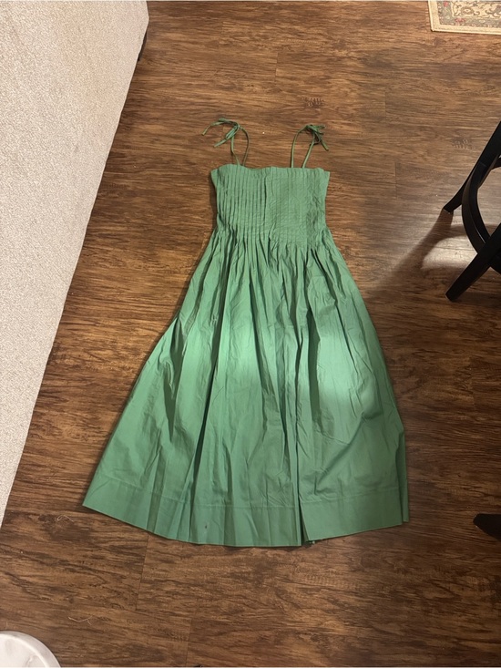 Tuckernuck Dresses & Skirts - Tuckernuck Green Midi Sundress with Tie Straps